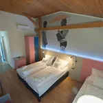 Dalma Panzio 4*