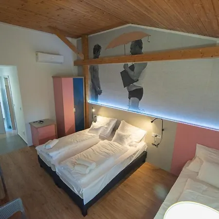 Dalma Panzio 4*