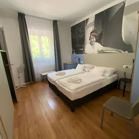 Bed & Breakfast Dalma Panzio